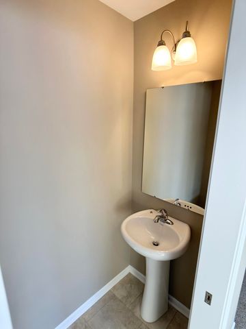 1446 Lake Street, Hobart, IN 46342