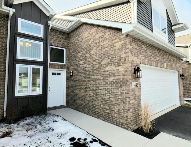 1446 Lake Street, Hobart, IN 46342