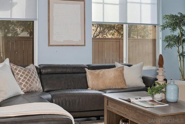 15639 Via Montecristo, San Diego, CA 92127