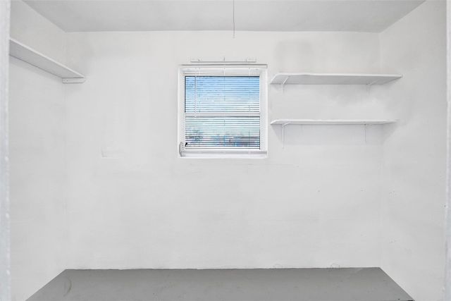 8211 NW 10th Street, Pembroke Pines, FL 33024