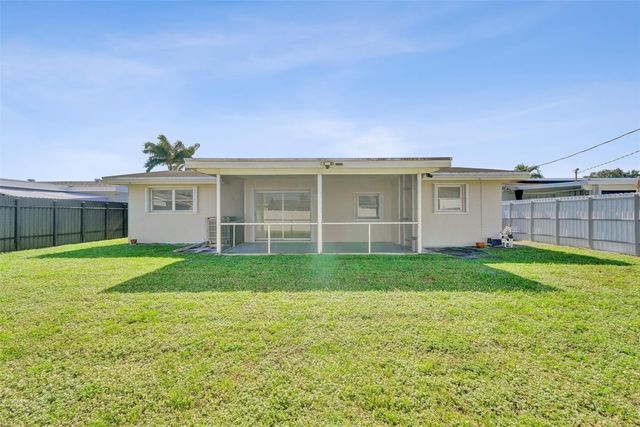8211 NW 10th Street, Pembroke Pines, FL 33024