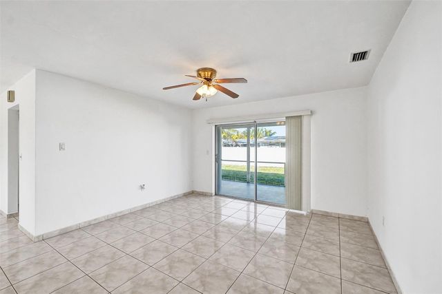 8211 NW 10th Street, Pembroke Pines, FL 33024