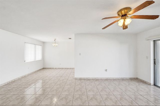 8211 NW 10th Street, Pembroke Pines, FL 33024