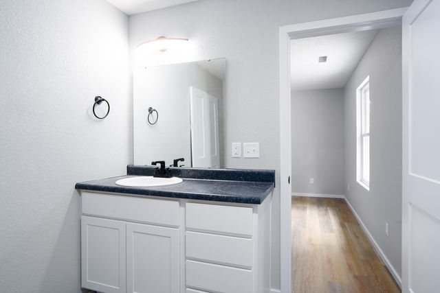 97 Sugar Lane, Crane, MO 65633