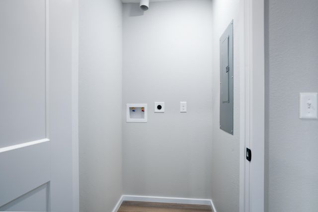 97 Sugar Lane, Crane, MO 65633