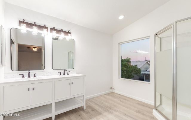 11991 N 69TH Avenue, Peoria, AZ 85345