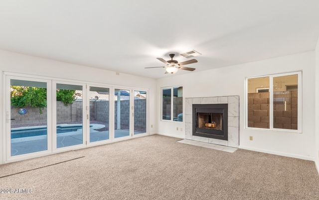 11991 N 69TH Avenue, Peoria, AZ 85345