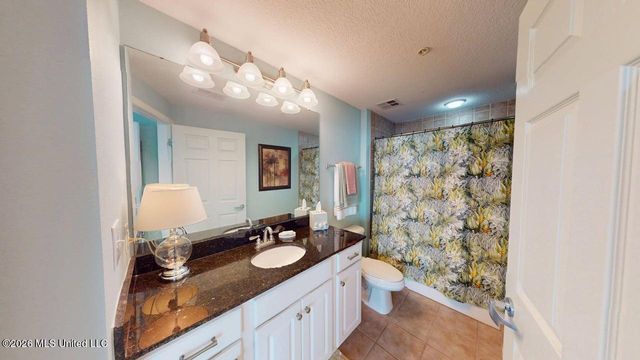 2228 Beach Drive, 1004, Gulfport, MS 39507