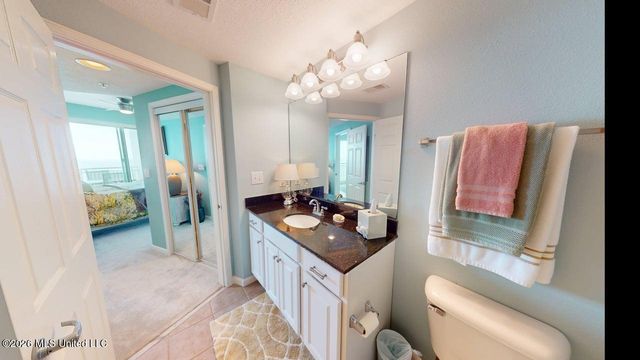 2228 Beach Drive, 1004, Gulfport, MS 39507