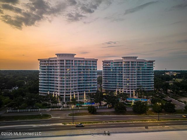 2228 Beach Drive, 1004, Gulfport, MS 39507