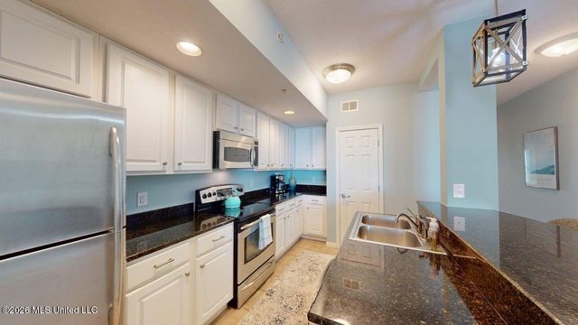 2228 Beach Drive, 1004, Gulfport, MS 39507