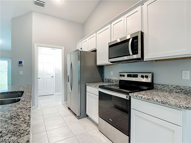 4101 NE 15th AVE, Cape Coral, FL 33909