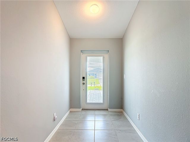 4101 NE 15th AVE, Cape Coral, FL 33909