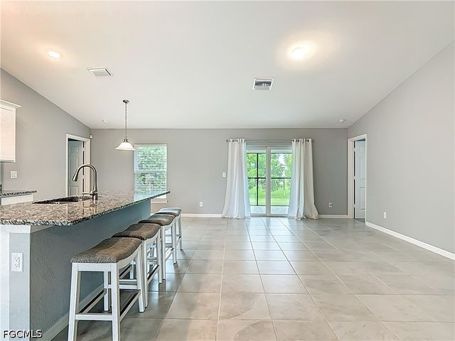 4101 NE 15th AVE, Cape Coral, FL 33909