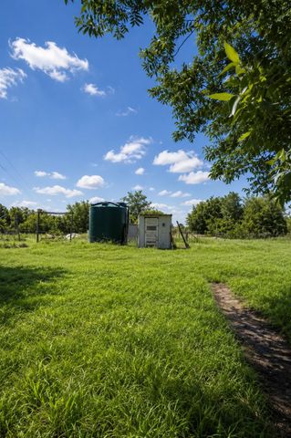 3951 Fm 970, Florence, TX 76527