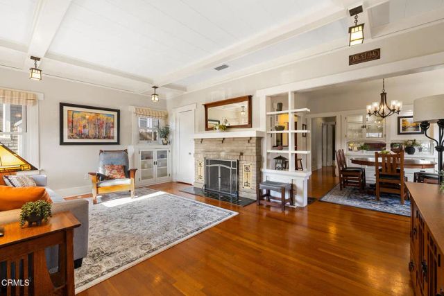 1260 N Michigan Avenue, Pasadena, CA 91104