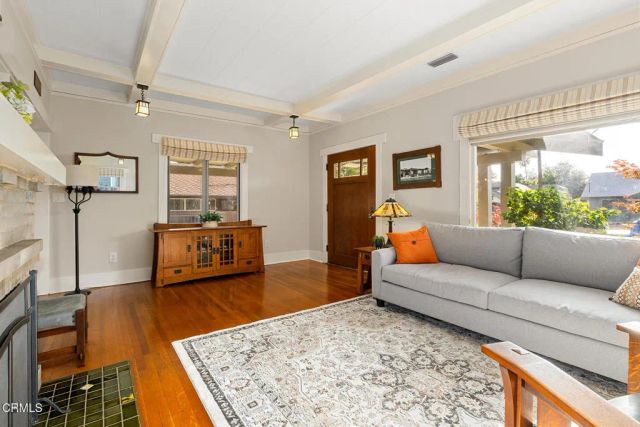 1260 N Michigan Avenue, Pasadena, CA 91104
