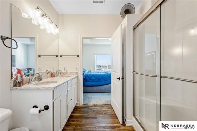 18135 Camden Avenue, Elkhorn, NE 68022