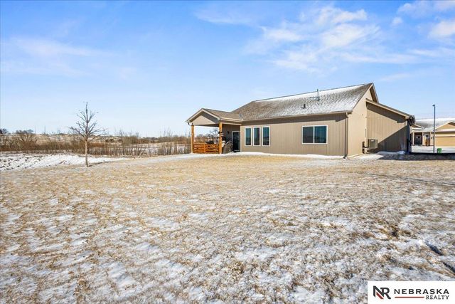 18135 Camden Avenue, Elkhorn, NE 68022