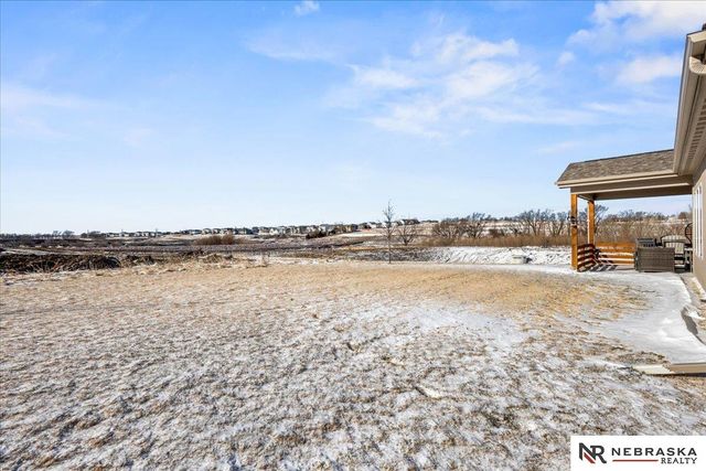 18135 Camden Avenue, Elkhorn, NE 68022