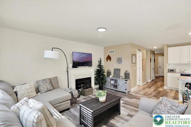 1034 Yarn Court, Centre Twp, PA 19541