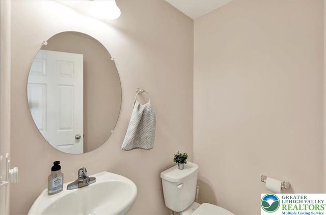 1034 Yarn Court, Centre Twp, PA 19541