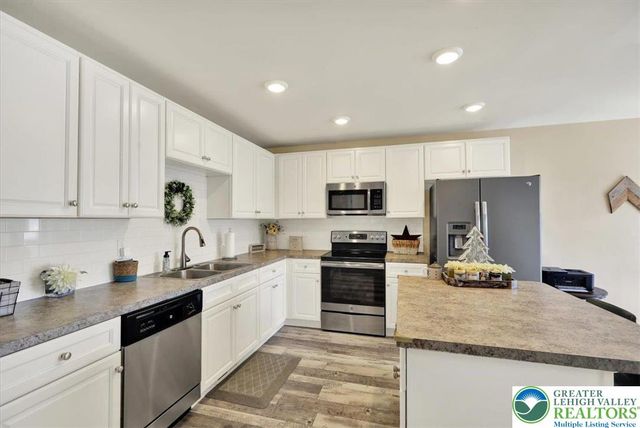 1034 Yarn Court, Centre Twp, PA 19541