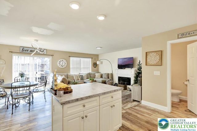 1034 Yarn Court, Centre Twp, PA 19541