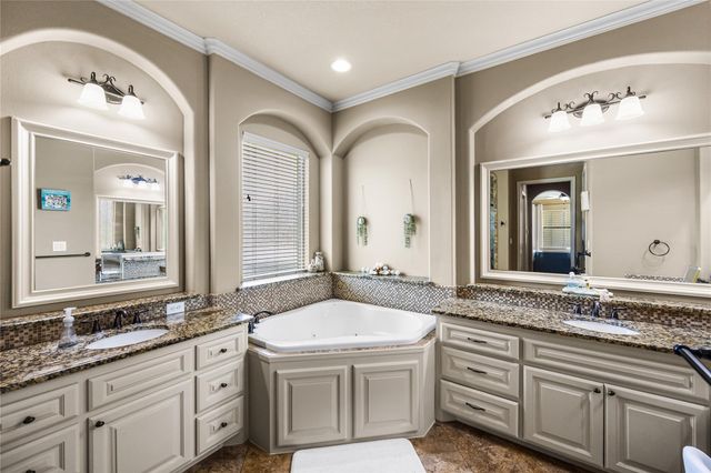 105 Harley Drive, Montgomery, TX 77356