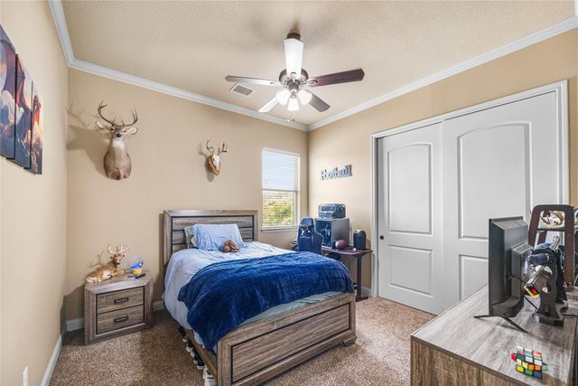 105 Harley Drive, Montgomery, TX 77356