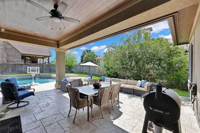 105 Harley Drive, Montgomery, TX 77356