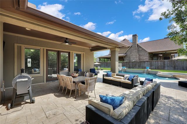 105 Harley Drive, Montgomery, TX 77356