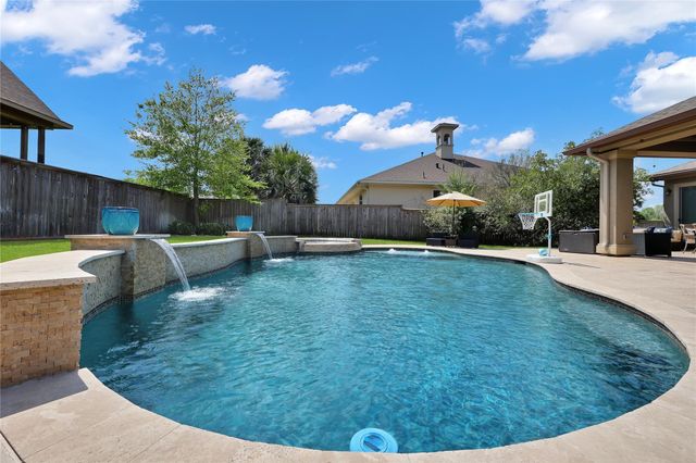 105 Harley Drive, Montgomery, TX 77356