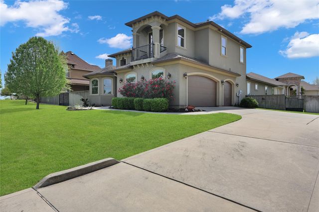 105 Harley Drive, Montgomery, TX 77356