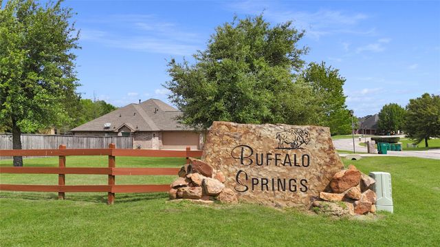 105 Harley Drive, Montgomery, TX 77356