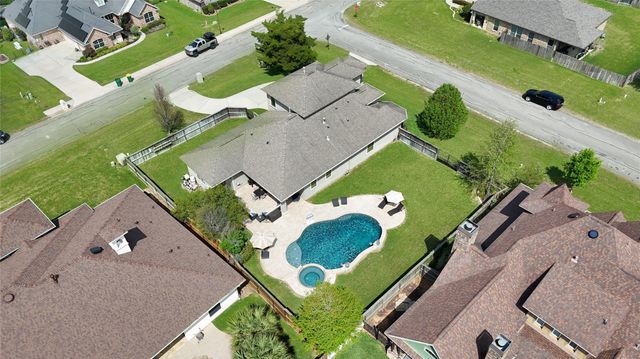 105 Harley Drive, Montgomery, TX 77356