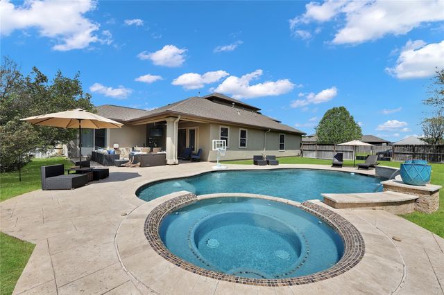 105 Harley Drive, Montgomery, TX 77356