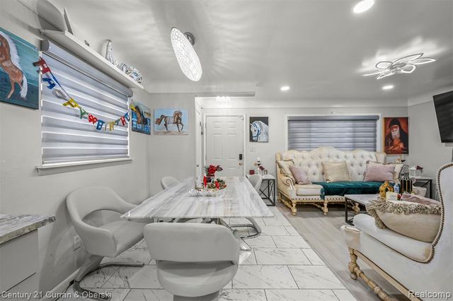 26260 Bryan Street, Roseville, MI 48066