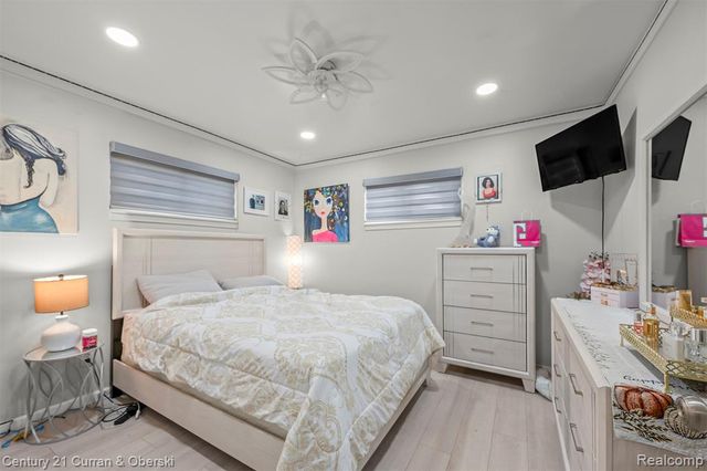 26260 Bryan Street, Roseville, MI 48066