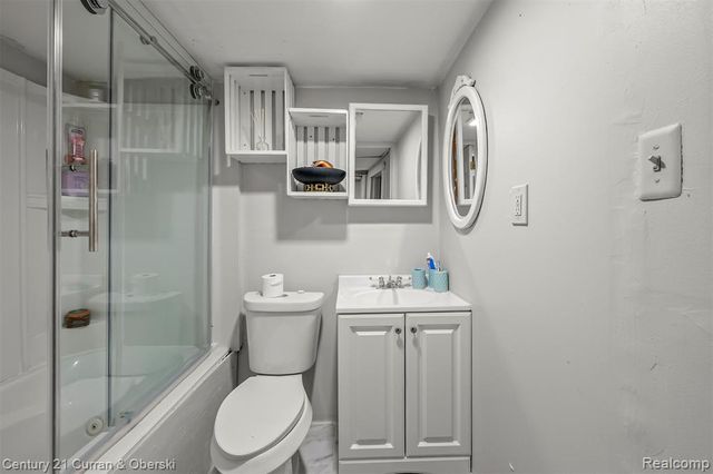 26260 Bryan Street, Roseville, MI 48066