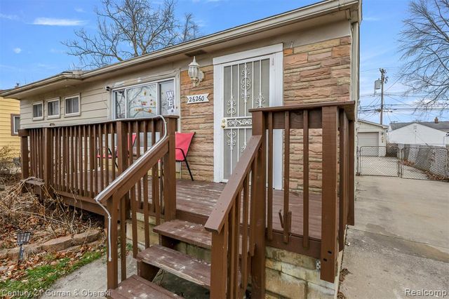 26260 Bryan Street, Roseville, MI 48066