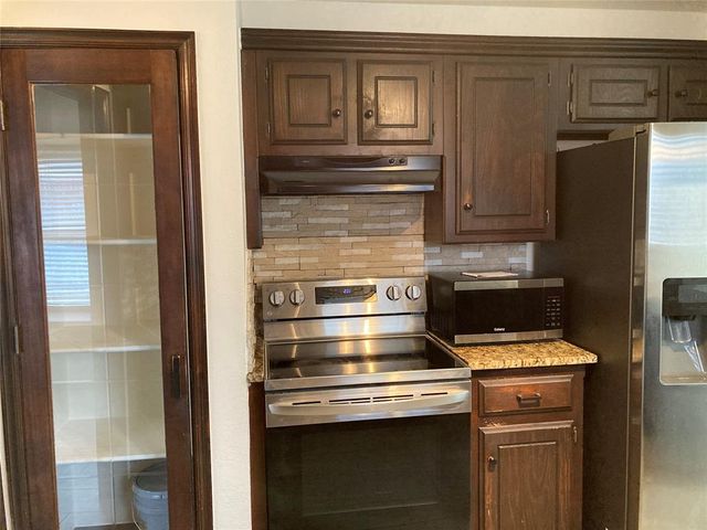 405 Rhoades Court, Norman, OK 73072