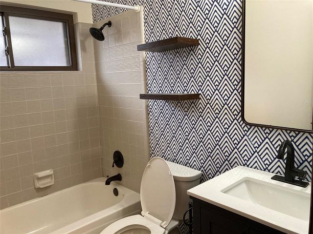 405 Rhoades Court, Norman, OK 73072