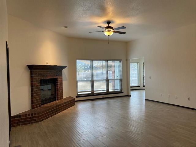 405 Rhoades Court, Norman, OK 73072