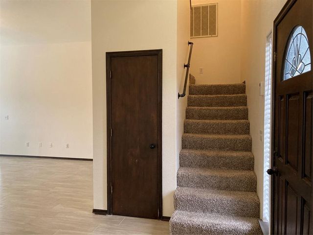 405 Rhoades Court, Norman, OK 73072