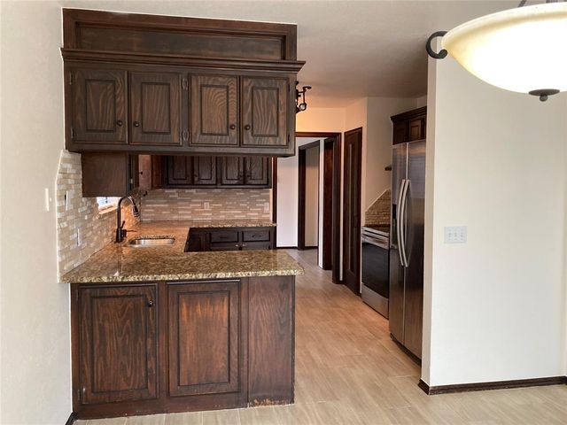 405 Rhoades Court, Norman, OK 73072