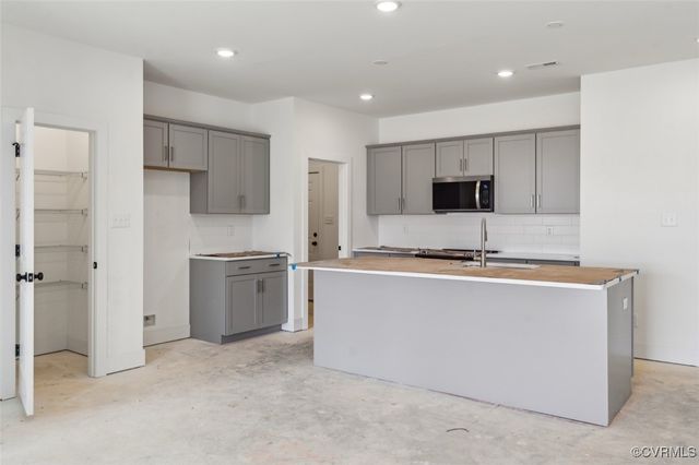 6824 Oasis Breeze Ln, Midlothian, VA 23112