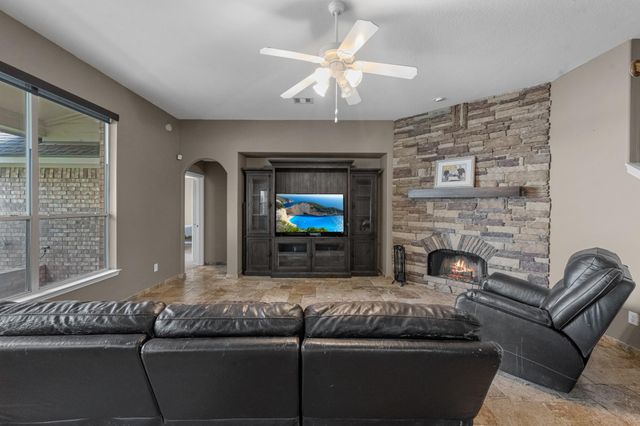 2519 Fair Oak Street, Pearland, TX 77584