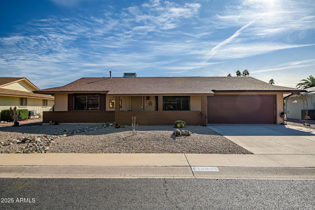 10008 W BRIGHT ANGEL Circle, Sun City, AZ 85351