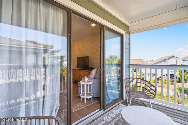 43 Ocean Isle West Boulevard 1-3, Ocean Isle Beach, NC 28469